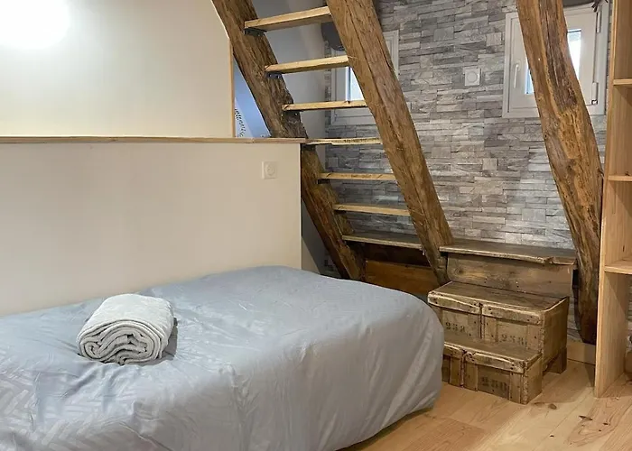 Maison De Charme 4 Personnes 別荘 Montvalent